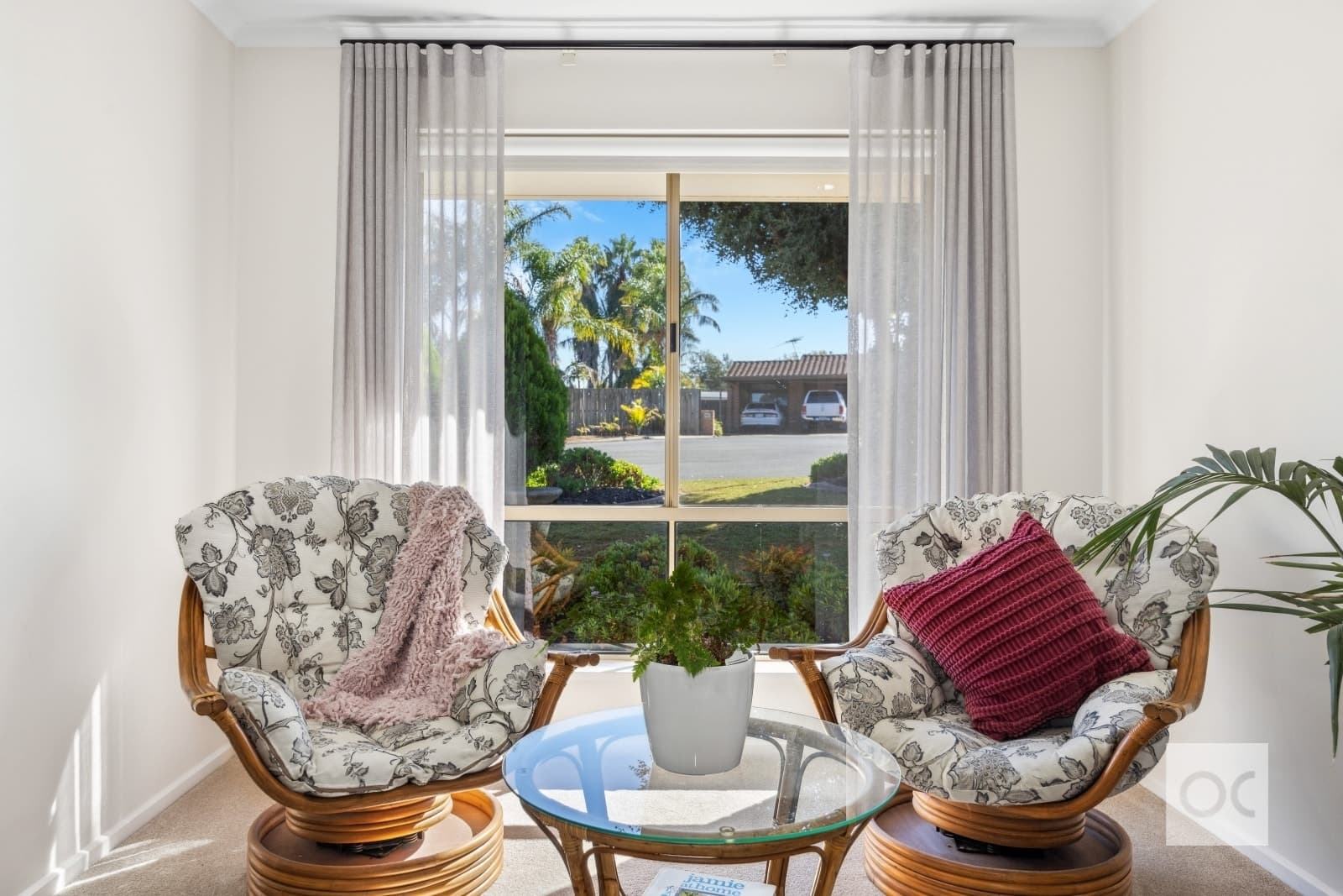8 Gibson Court, Woodcroft - Thumbnail 4