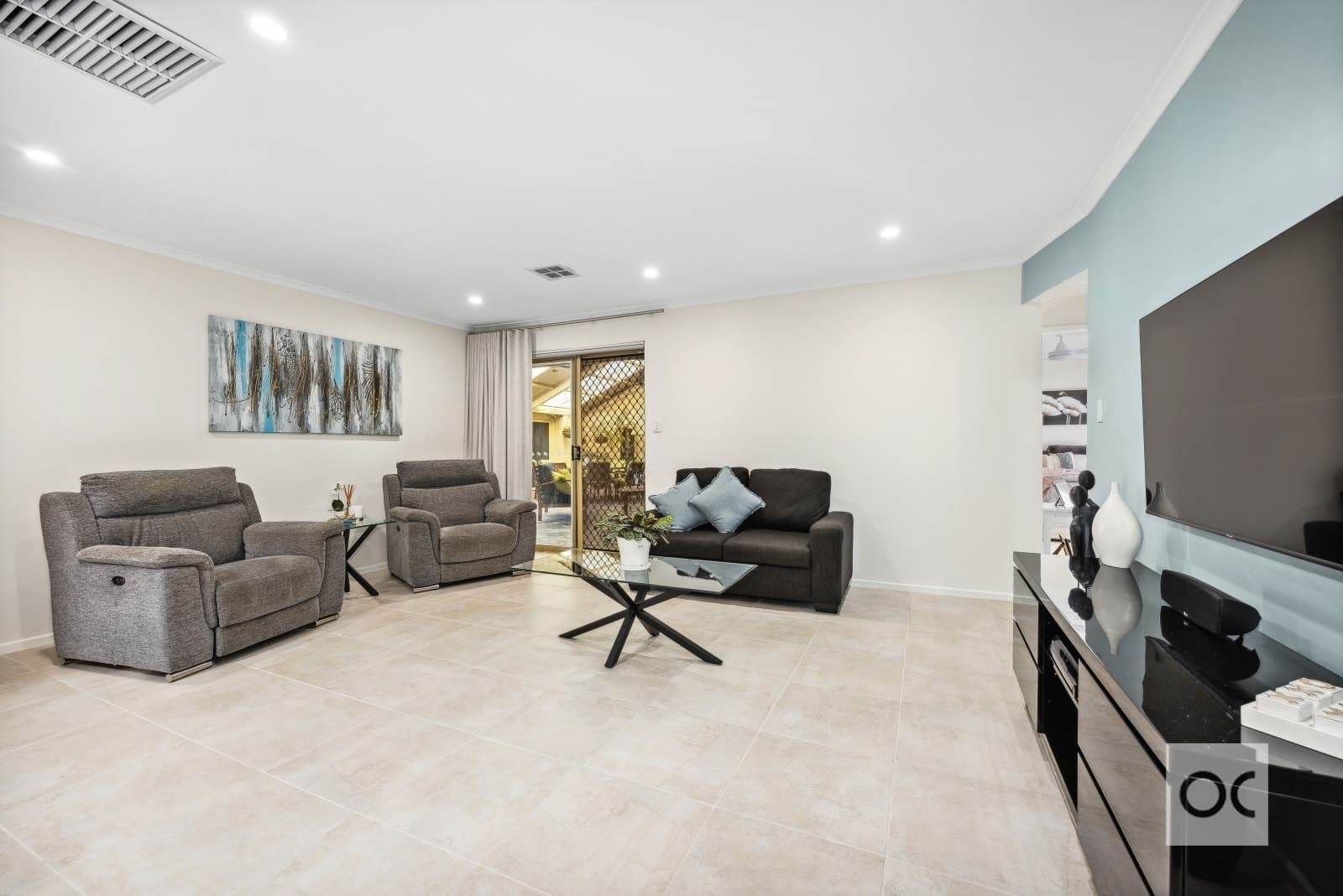 8 Gibson Court, Woodcroft - Thumbnail 5