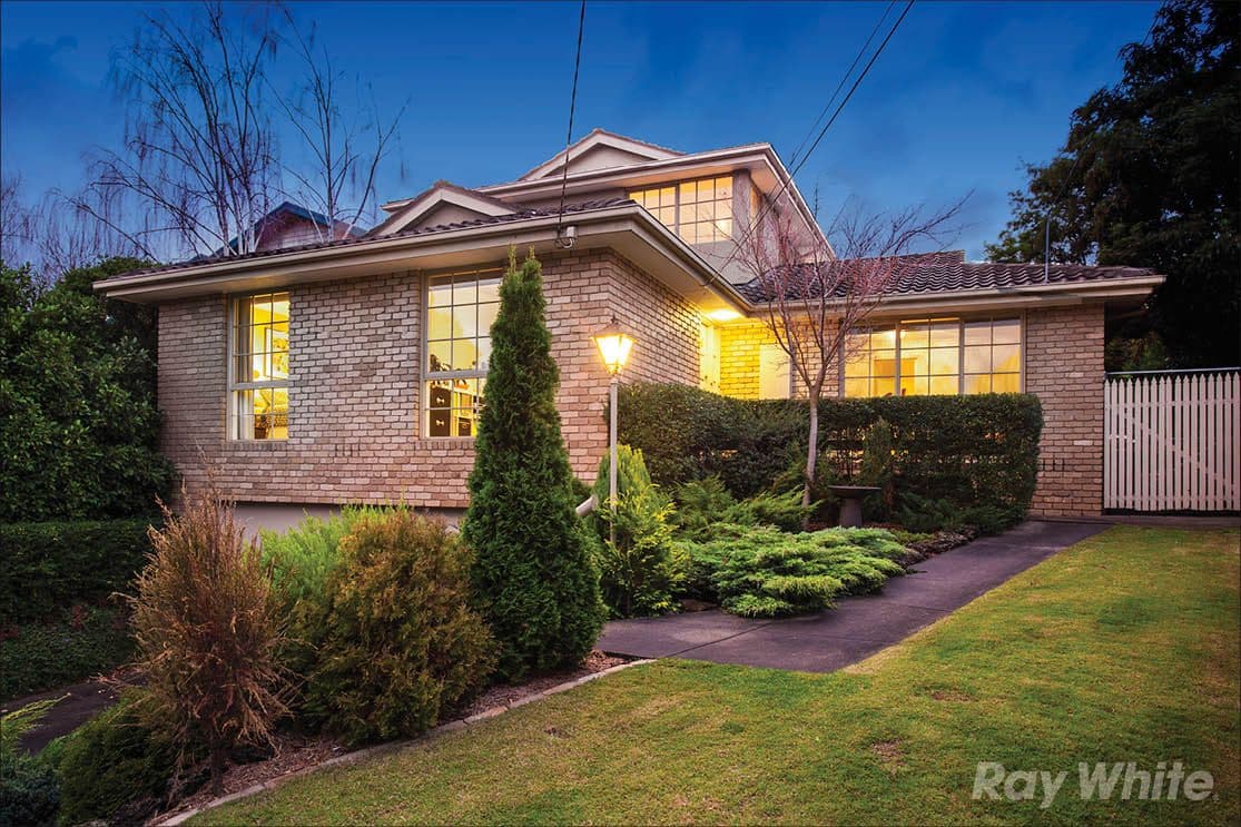 10 Hanwell Court, Glen Waverley VIC 3150, Glen Waverley - Image 1