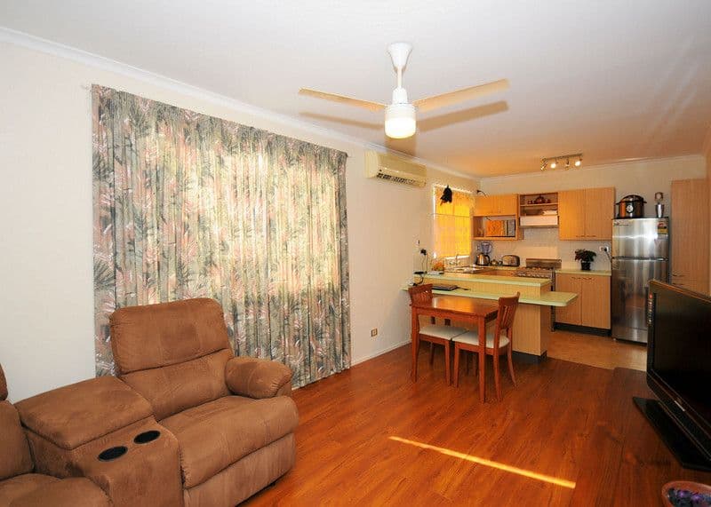 295 Boat Harbour Drive, SCARNESS QLD 4655, Scarness - Thumbnail 4