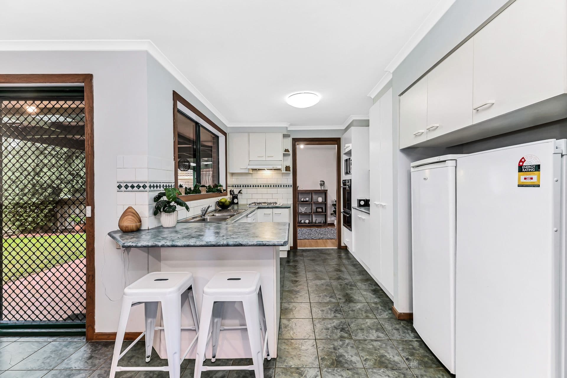 13 Spencer Court, Berwick VIC 3806, Berwick - Thumbnail 5