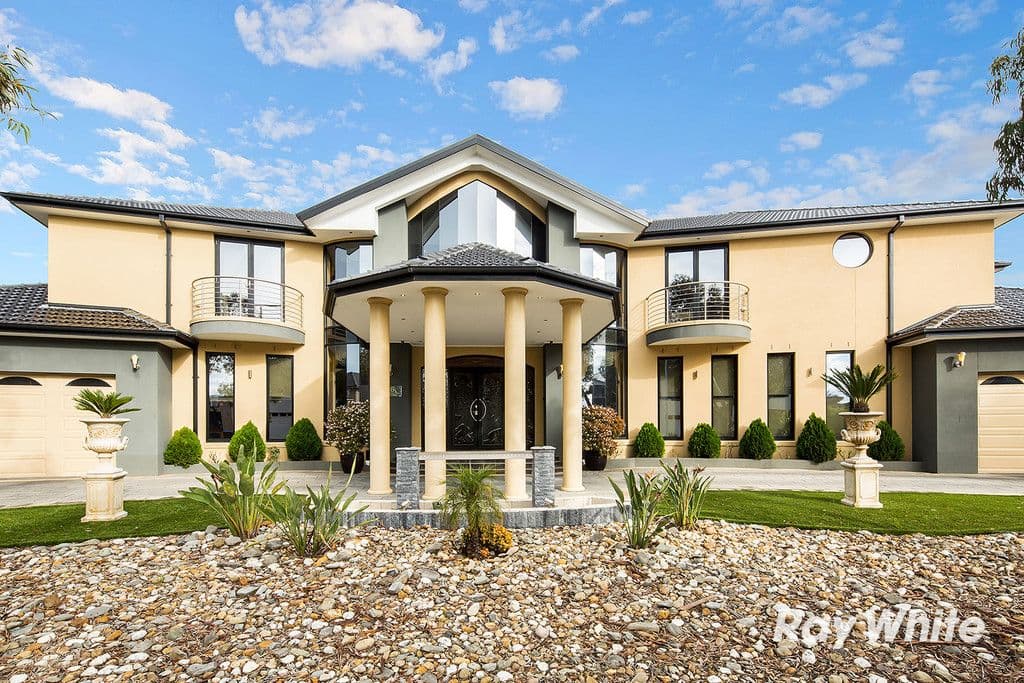 6 Lincoln Park Close, Point Cook VIC 3030, Point Cook - Thumbnail 3