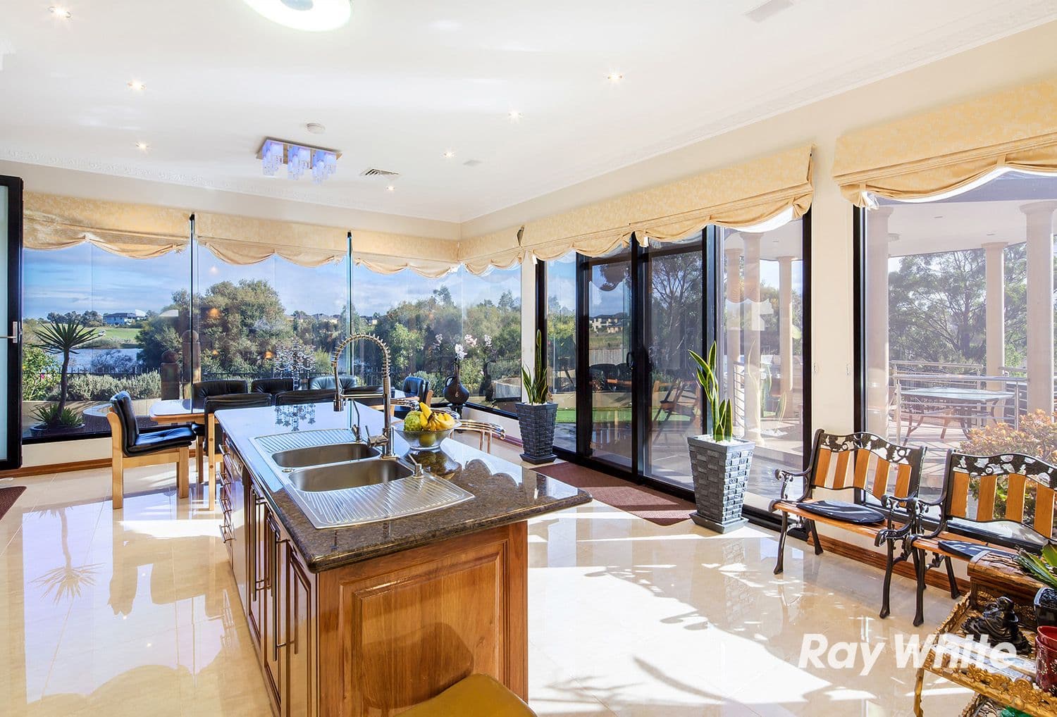6 Lincoln Park Close, Point Cook VIC 3030, Point Cook - Thumbnail 7