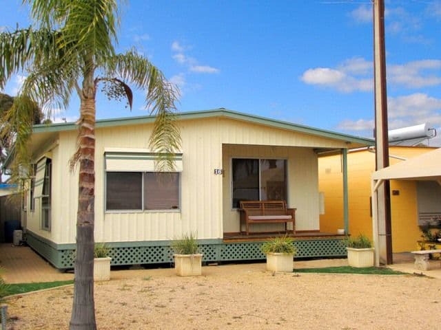 16 Queen Elizabeth Drive, BARMERA SA 5345, Barmera - Image 1