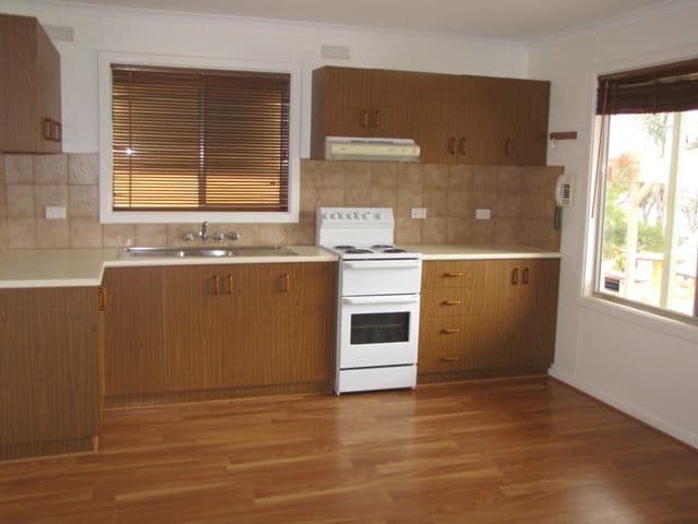 16 Queen Elizabeth Drive, BARMERA SA 5345, Barmera - Thumbnail 3