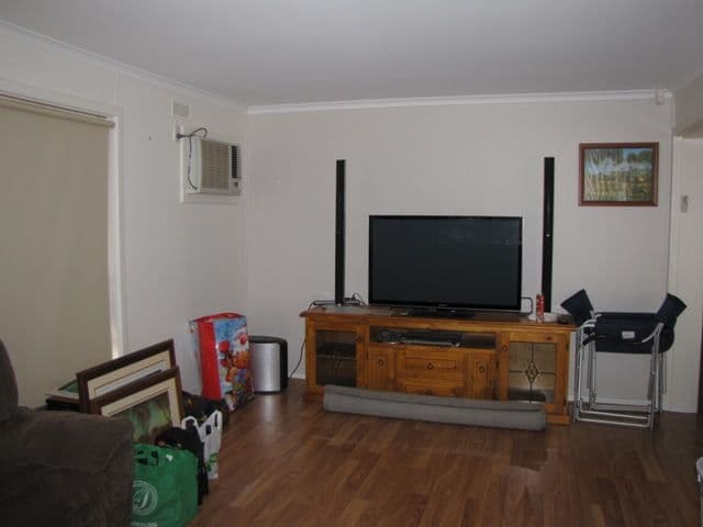 16 Queen Elizabeth Drive, BARMERA SA 5345, Barmera - Thumbnail 5