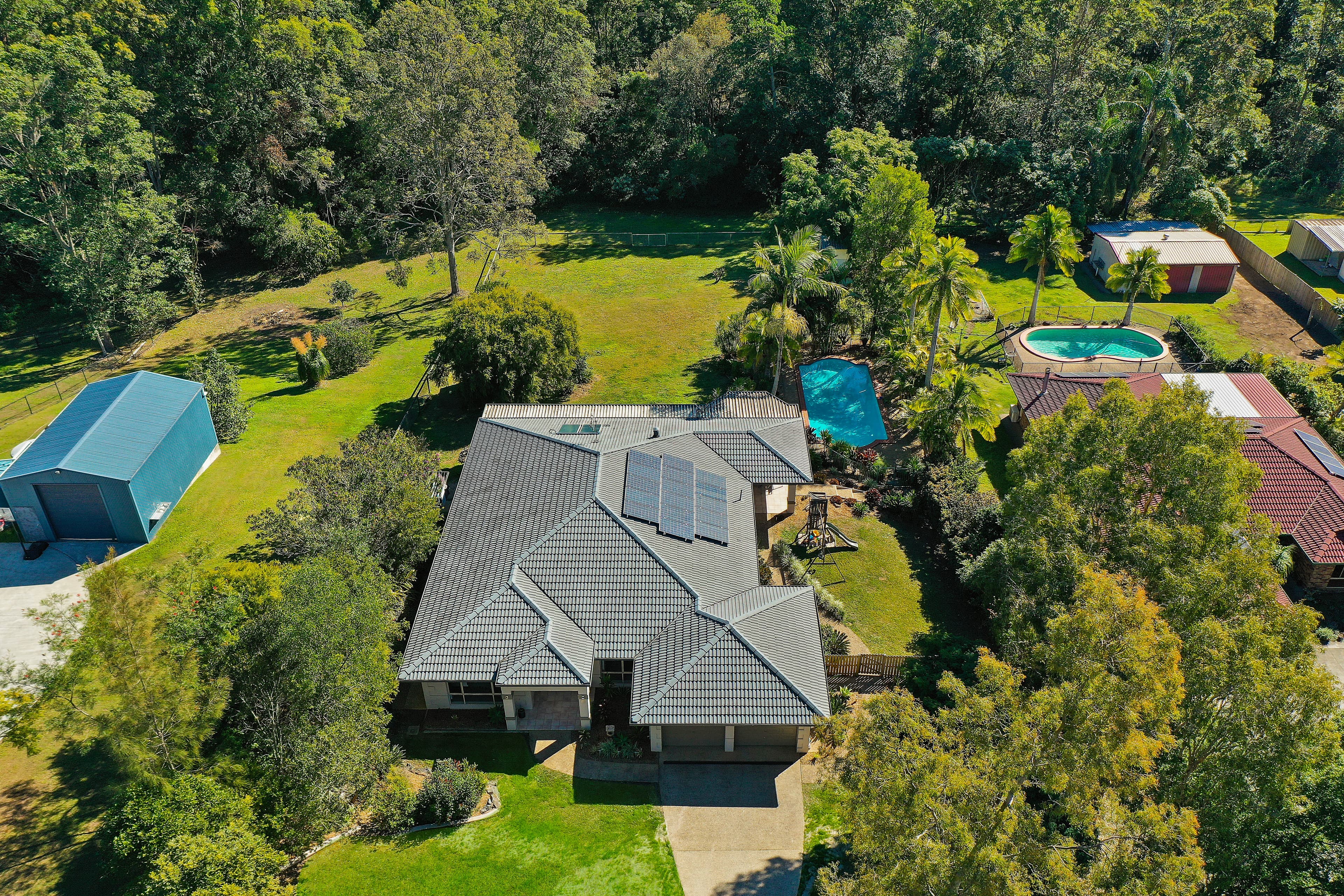 6 Yellowash Court, Bonogin QLD 4213, Bonogin - Thumbnail 2