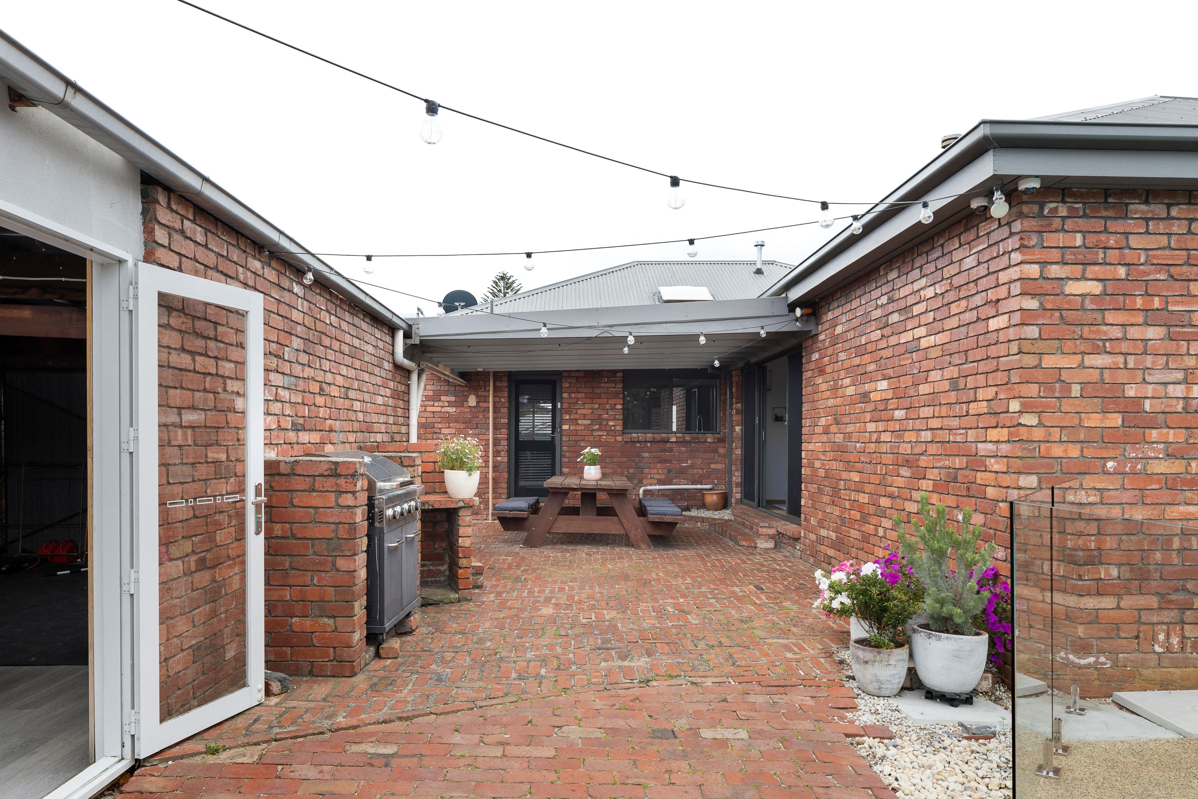 4 Redgdon Avenue, Frankston VIC 3199, Frankston - Thumbnail 8