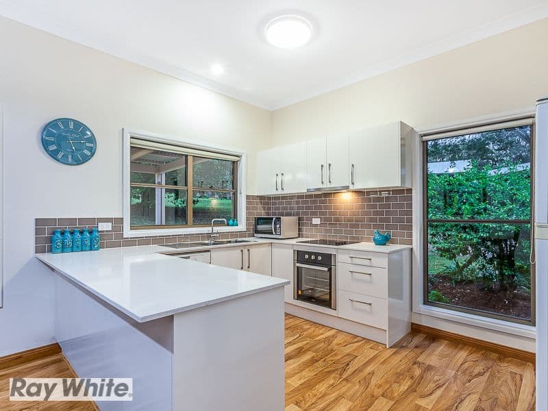 7 Phoebe Court, Bunya QLD 4055, Bunya - Thumbnail 8