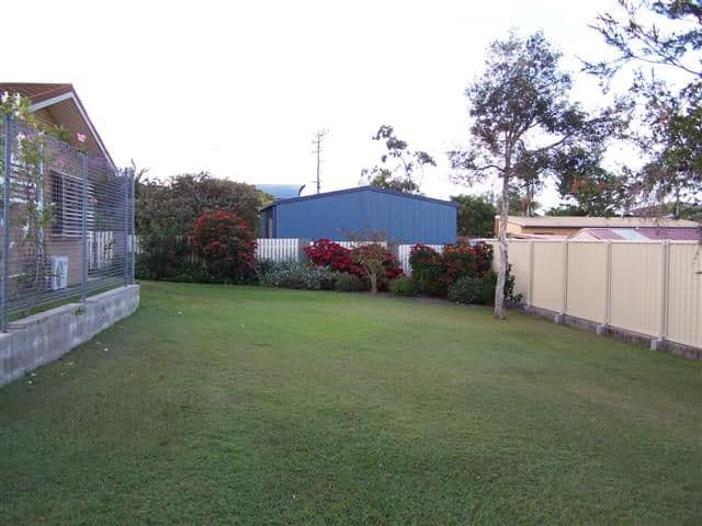 4 Ormiston Street, GLADSTONE QLD 4680, Gladstone - Thumbnail 2
