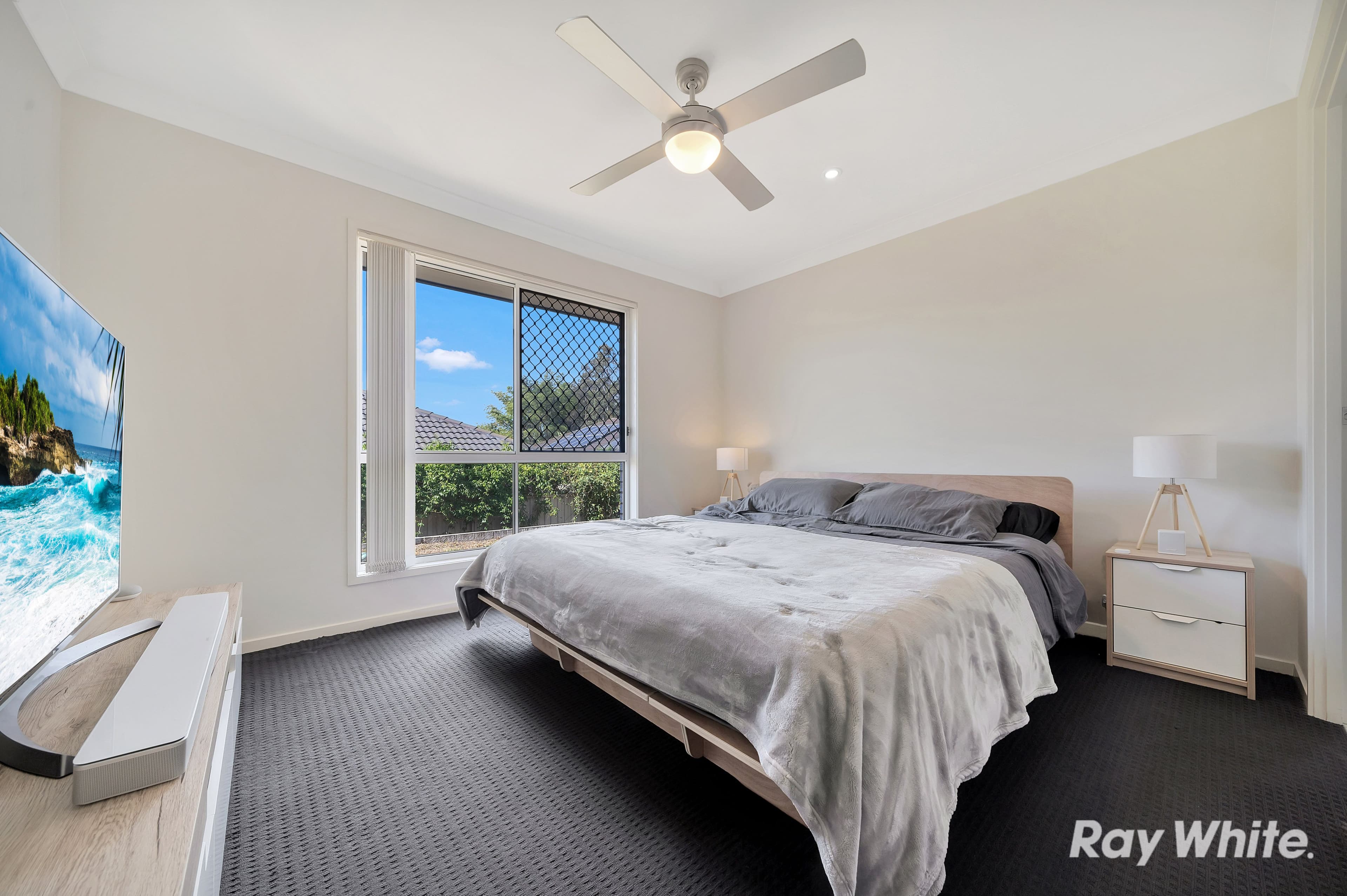 16 Foster Circuit, Hillcrest QLD 4118, Hillcrest - Thumbnail 8