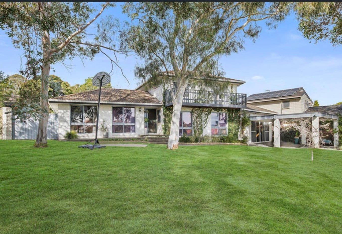8 Edgeware Court, Wantirna VIC 3152, Wantirna - Image 1
