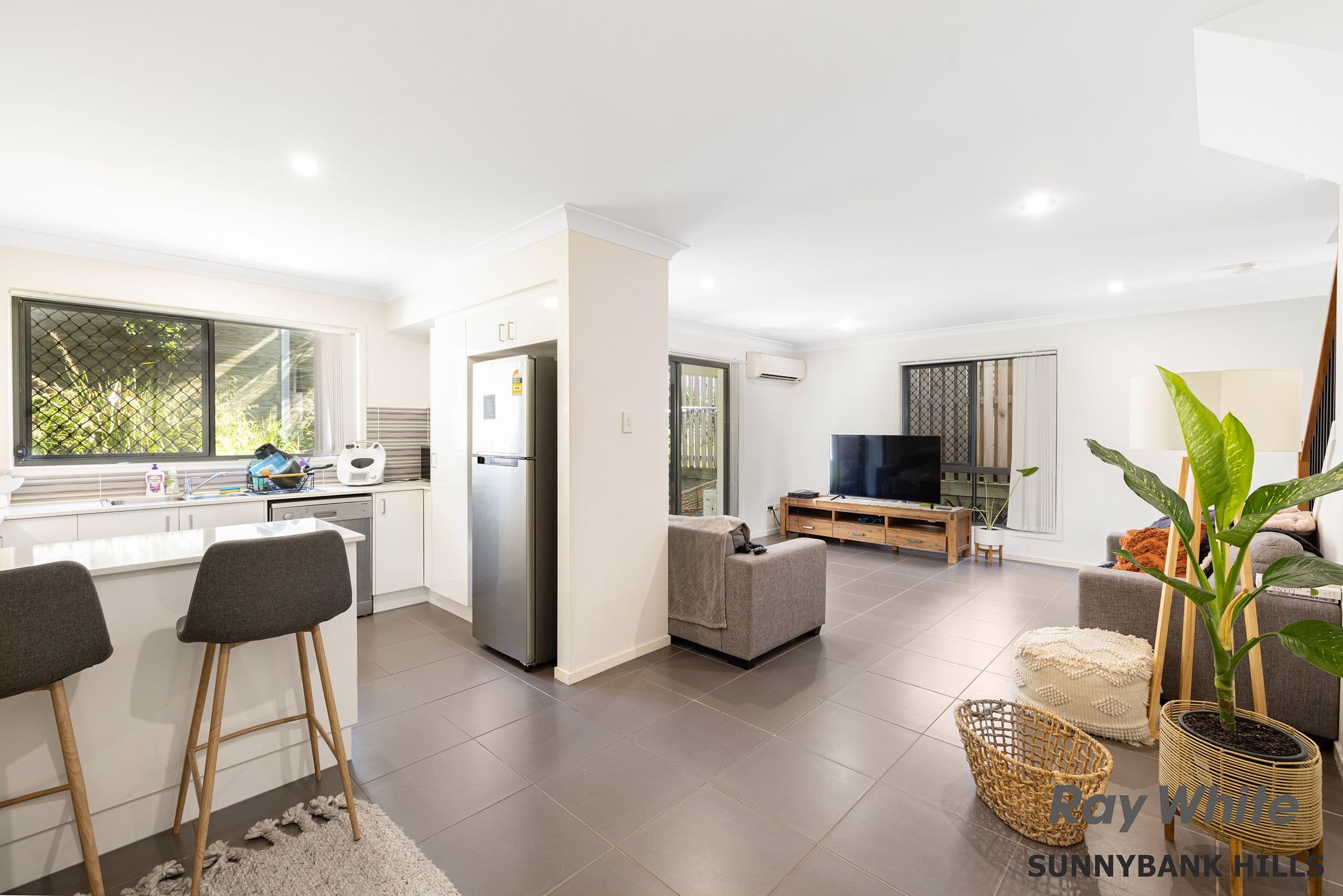 9 Eduard Place, Calamvale QLD 4116, Calamvale - Thumbnail 4
