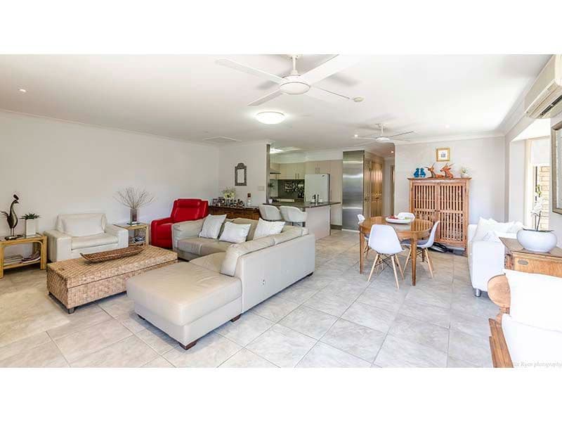 36 Dalpura Street, CHEVRON ISLAND QLD 4217, Chevron Island - Thumbnail 4