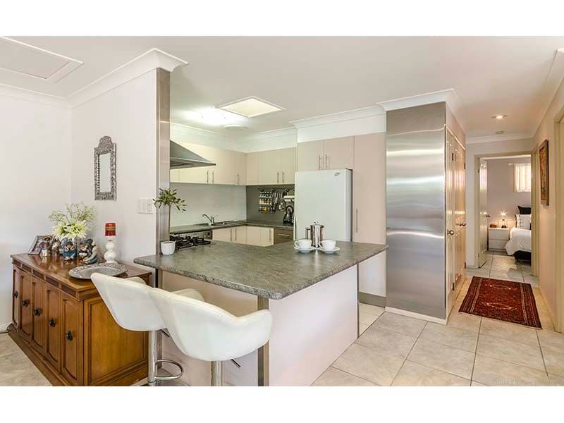 36 Dalpura Street, CHEVRON ISLAND QLD 4217, Chevron Island - Thumbnail 6