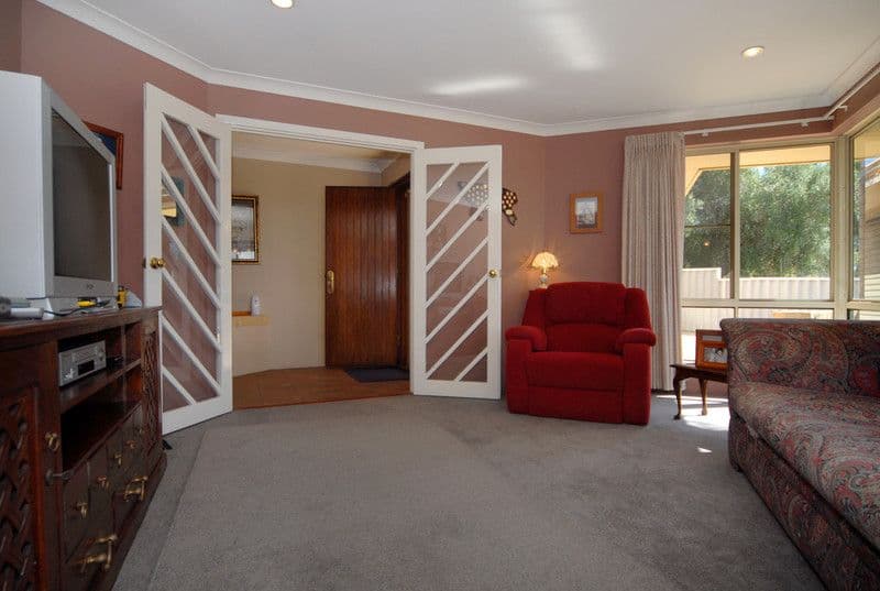 7 Yates Court, NORTH LAKE WA 6163, North Lake - Thumbnail 4