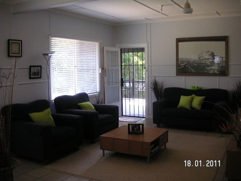 860 Beachmere Road, BEACHMERE QLD 4510, Beachmere - Thumbnail 4