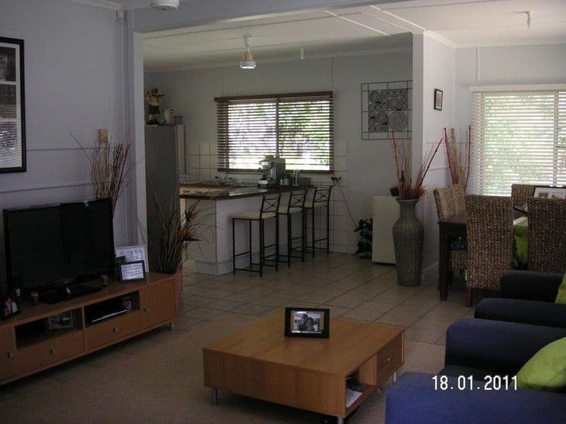 860 Beachmere Road, BEACHMERE QLD 4510, Beachmere - Thumbnail 5