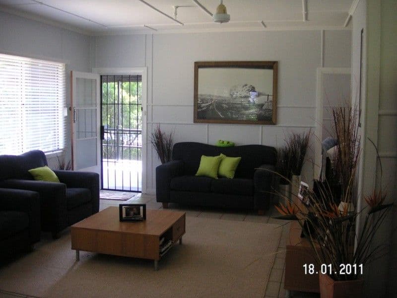 860 Beachmere Road, BEACHMERE QLD 4510, Beachmere - Thumbnail 6