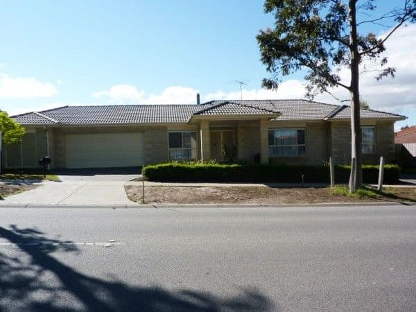 1 Highland Drive, FRANKSTON SOUTH VIC 3199, Frankston South - Image 1