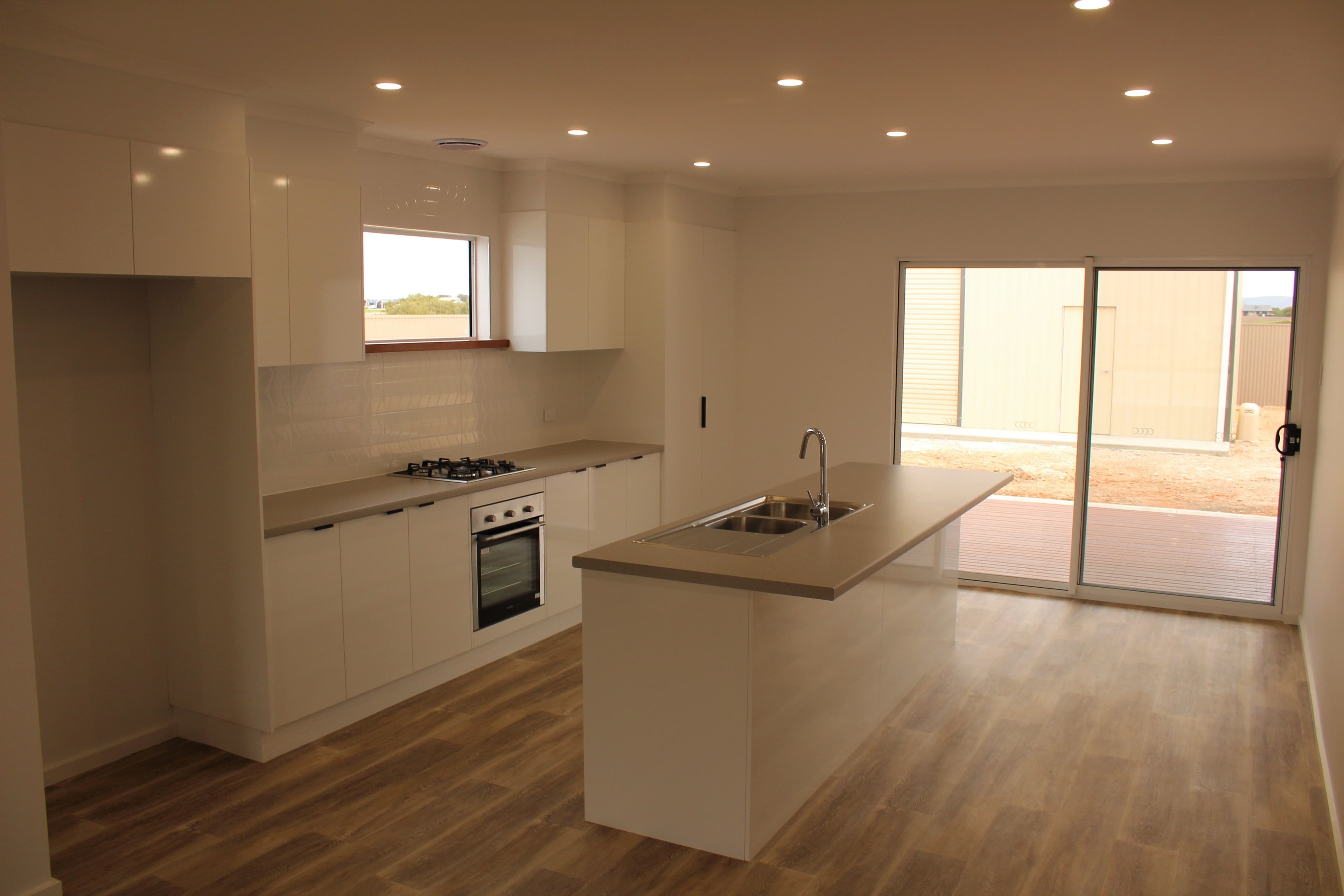 32 Robert Street, Tumby Bay SA 5605, Tumby Bay - Thumbnail 4