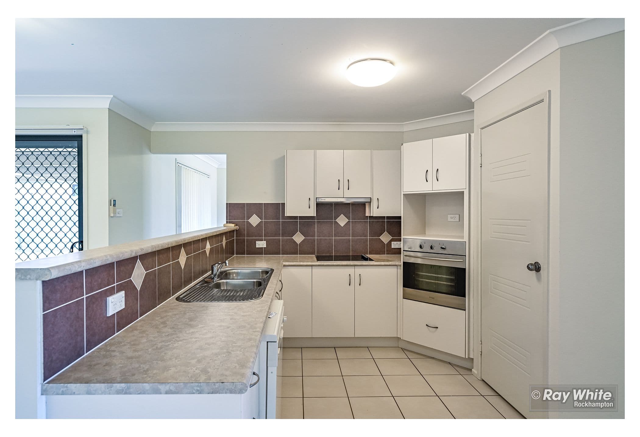 7 Gilmore Court, Gracemere QLD 4702, Gracemere - Thumbnail 2
