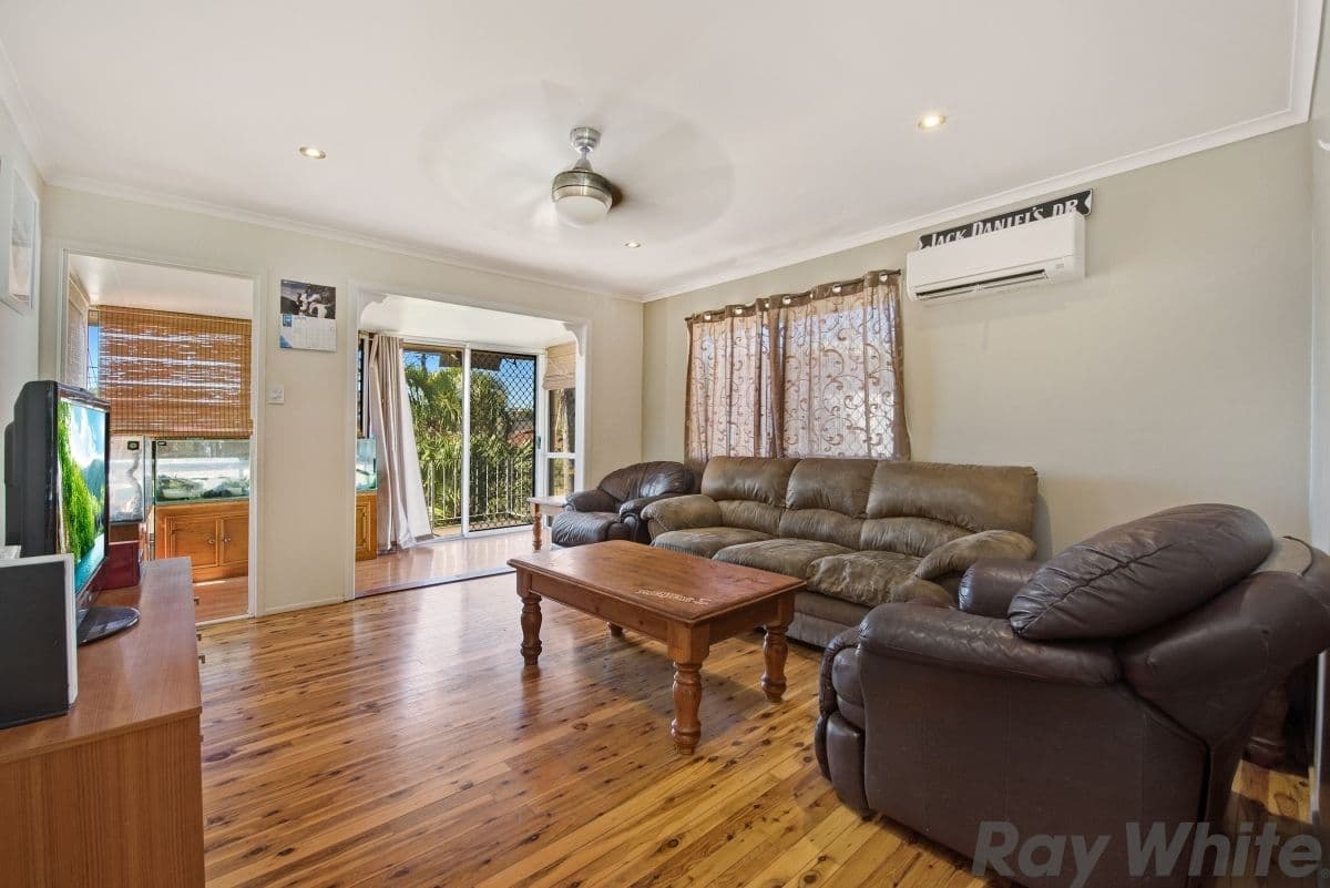 16 Elna Court, Deception Bay QLD 4508, Deception Bay - Thumbnail 2