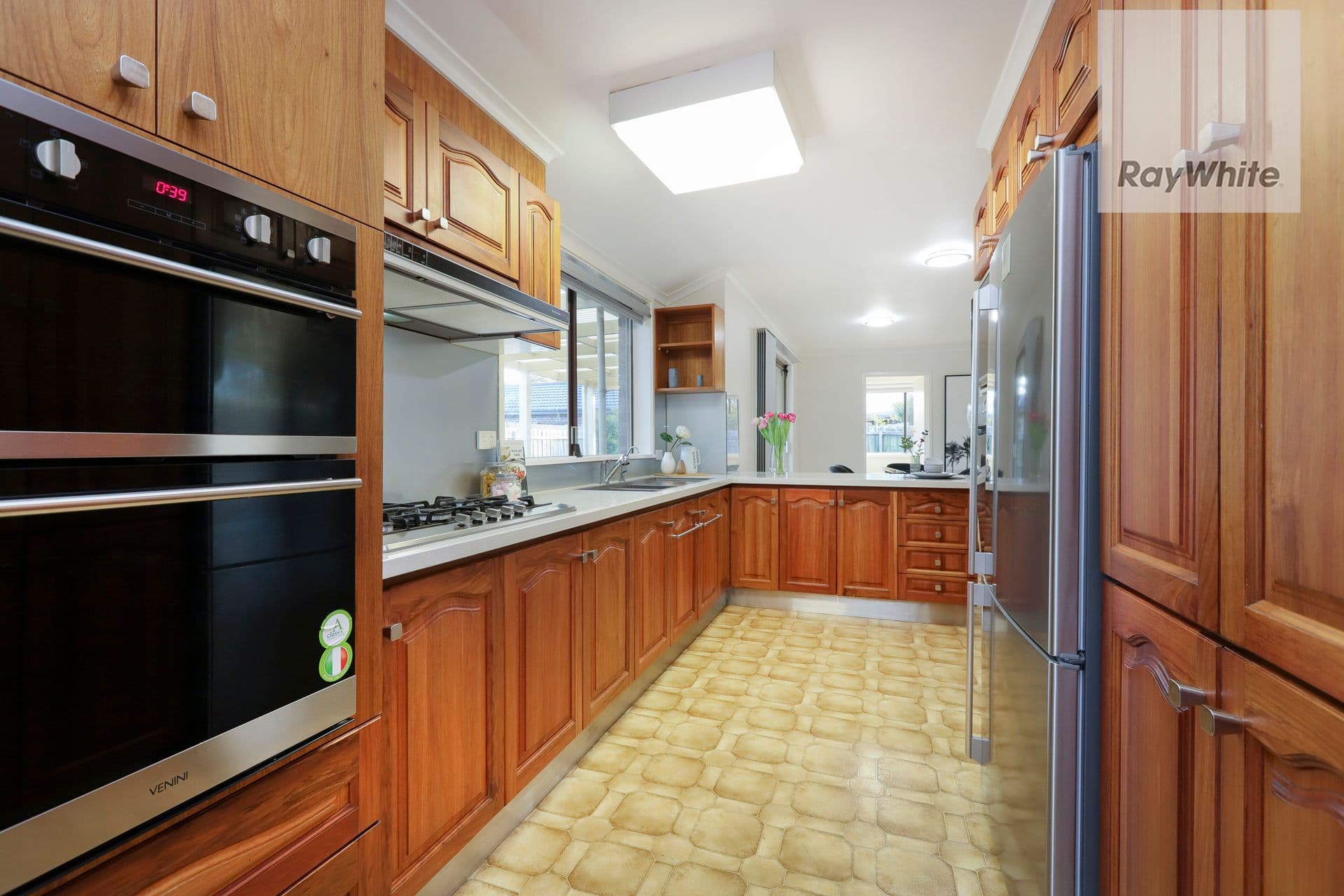 5 Midway Close, Gladstone Park VIC 3043, Gladstone Park - Thumbnail 5