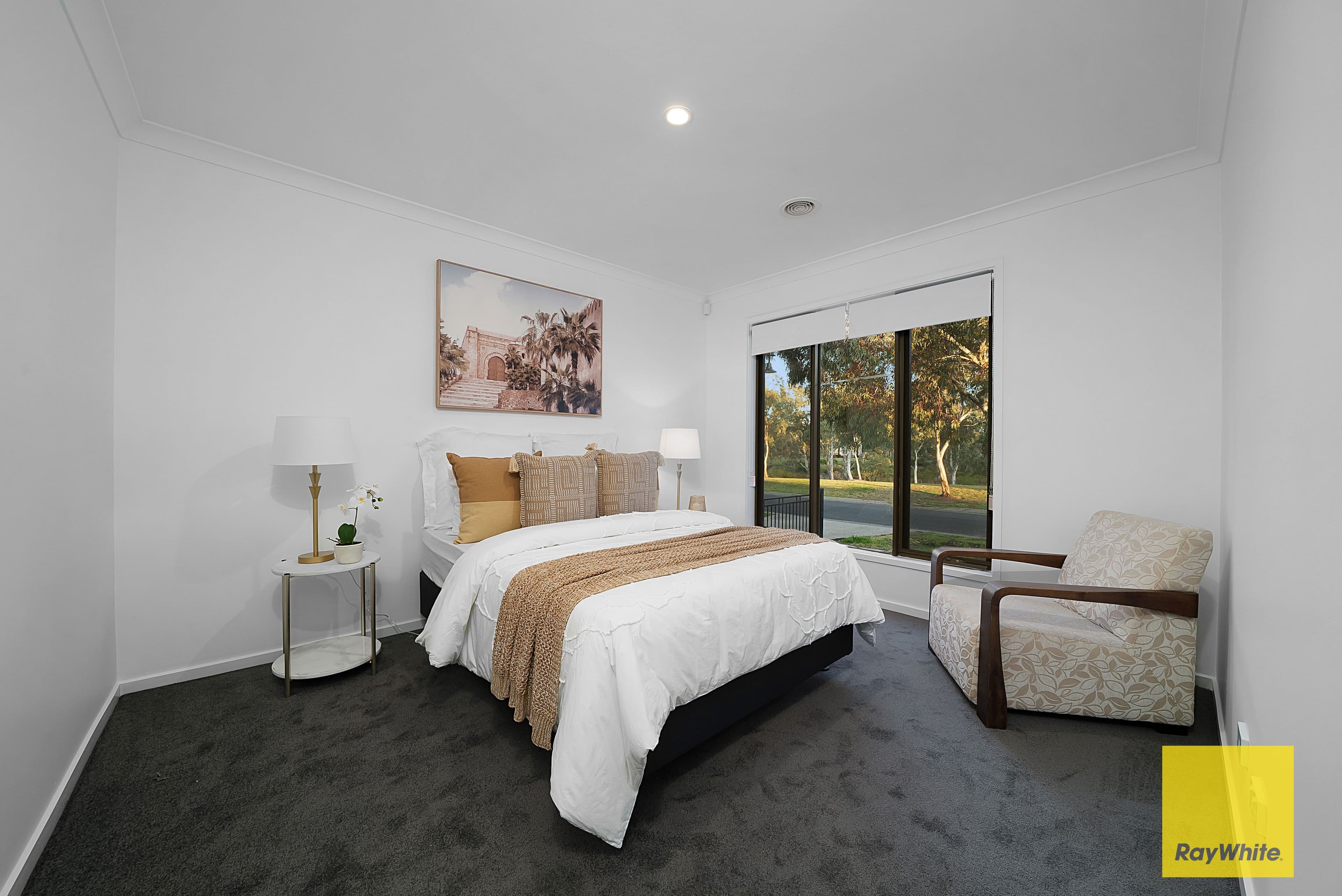 17 Camelot Drive, Tarneit VIC 3029, Tarneit - Thumbnail 4