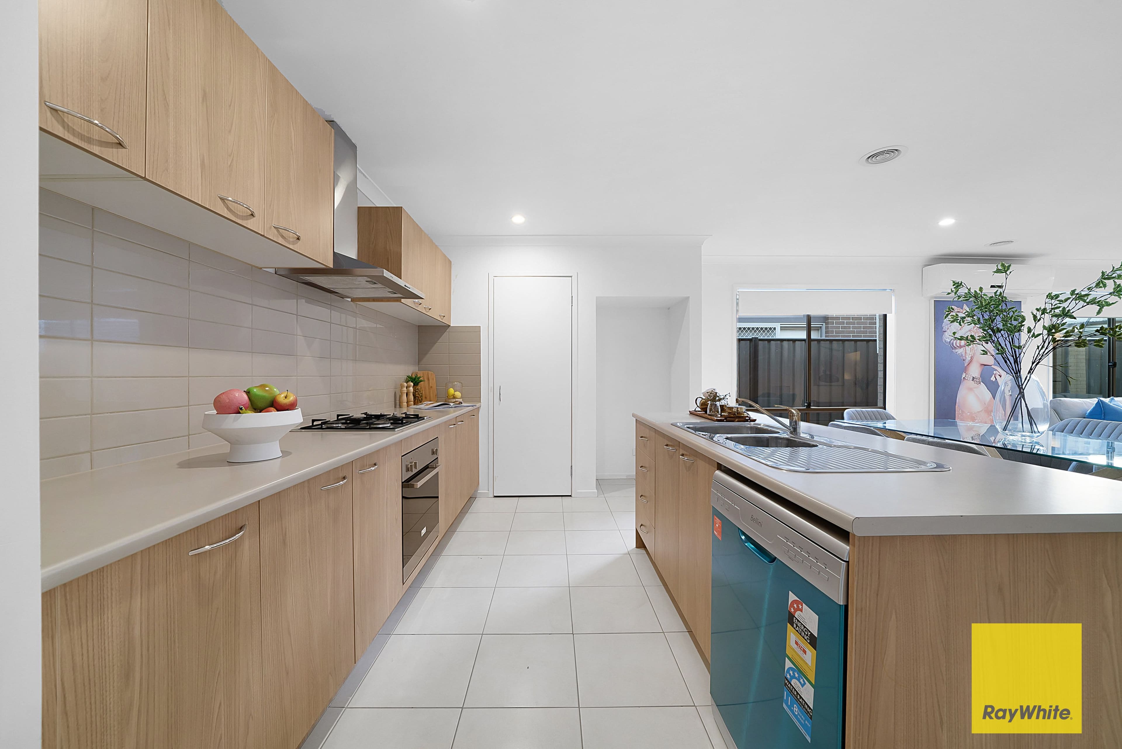 17 Camelot Drive, Tarneit VIC 3029, Tarneit - Thumbnail 7