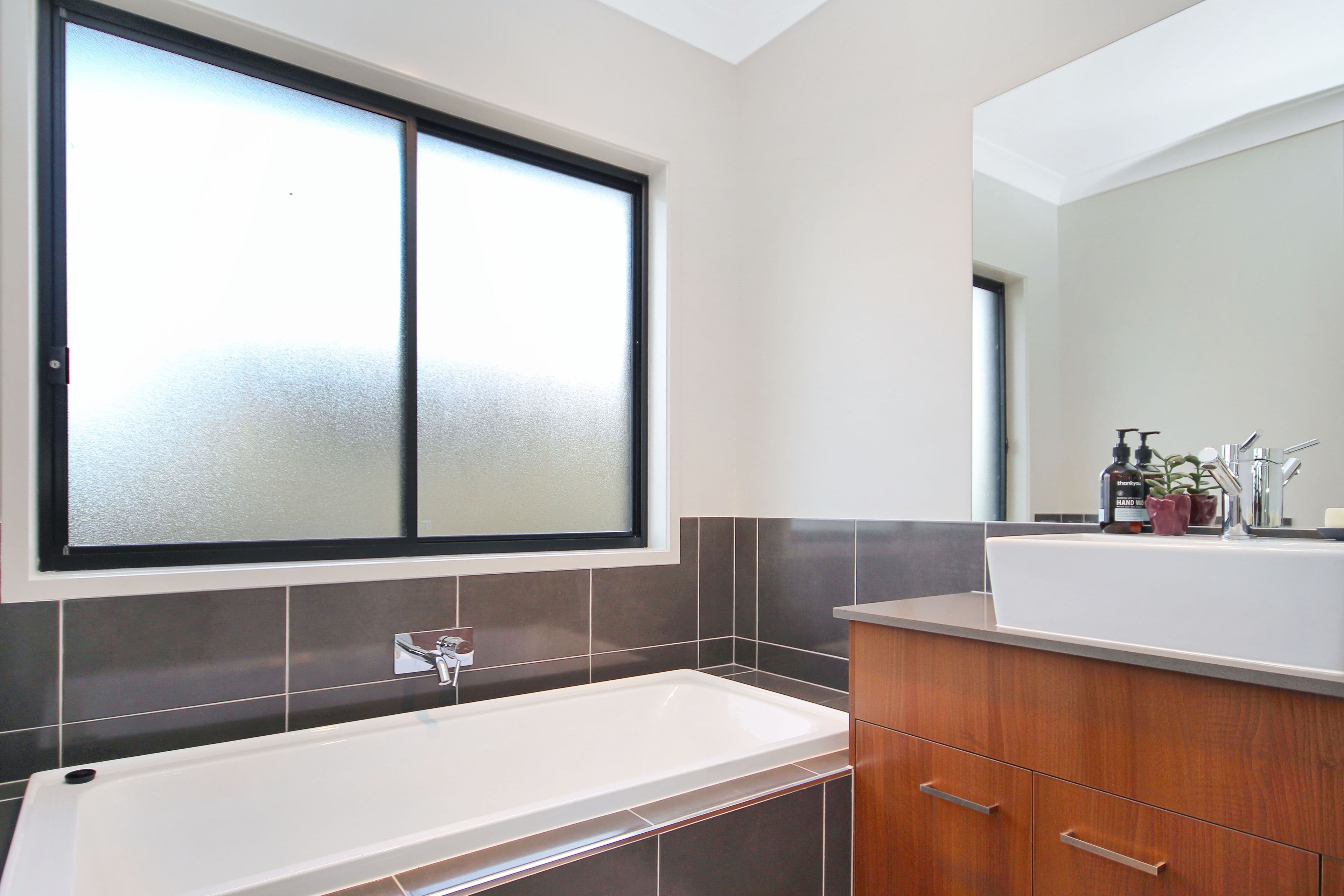 19 Pinnacles Drive, Glass House Mountains QLD 4518, Glass House Mountains - Thumbnail 7