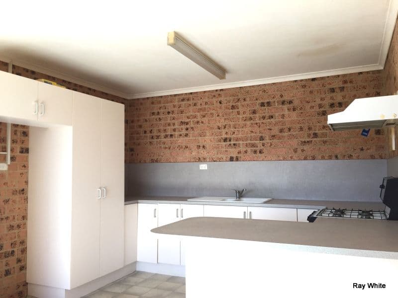 12 Coronation Avenue, Braidwood NSW 2622, Braidwood - Thumbnail 5