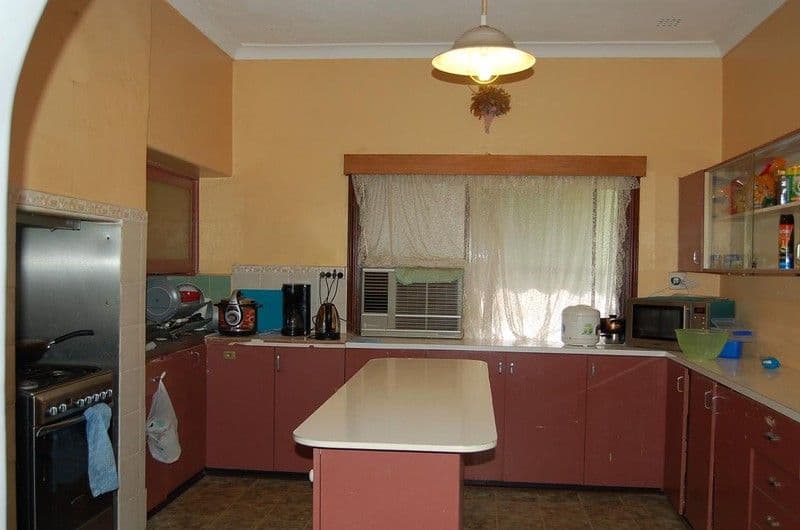 81 Hobbs Avenue, COMO WA 6152, Como - Thumbnail 3