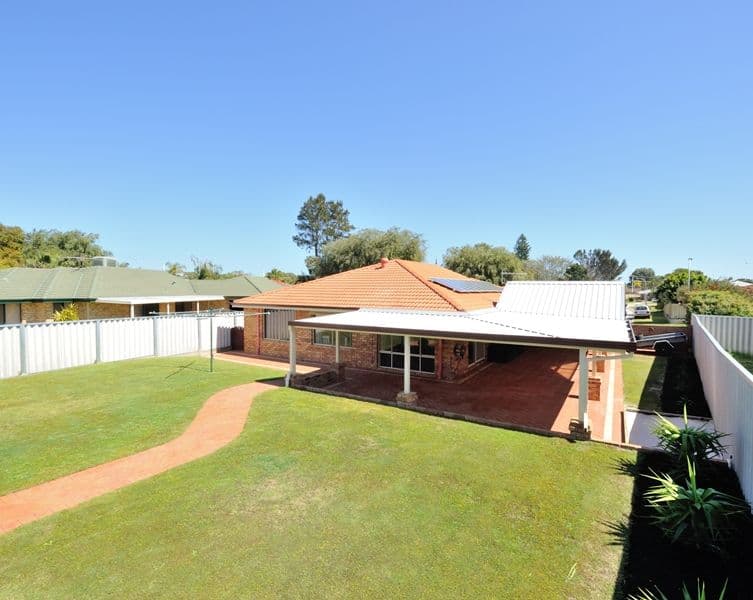 22 Manly Crescent, WARNBRO WA 6169, Warnbro - Thumbnail 3