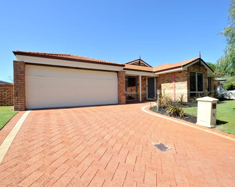 22 Manly Crescent, WARNBRO WA 6169, Warnbro - Thumbnail 4