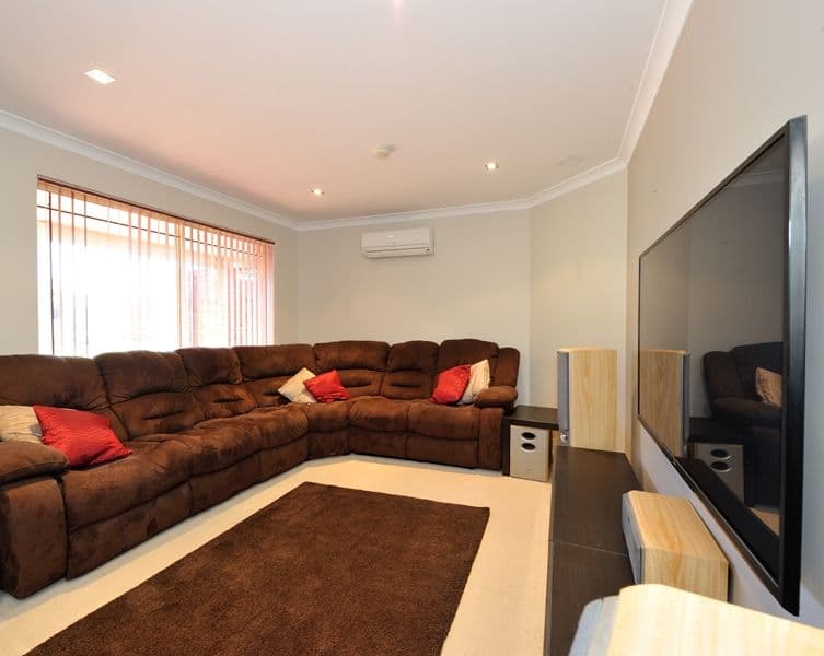 22 Manly Crescent, WARNBRO WA 6169, Warnbro - Thumbnail 6