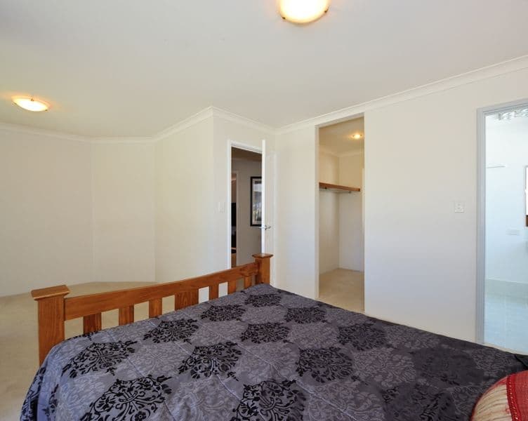 22 Manly Crescent, WARNBRO WA 6169, Warnbro - Thumbnail 8