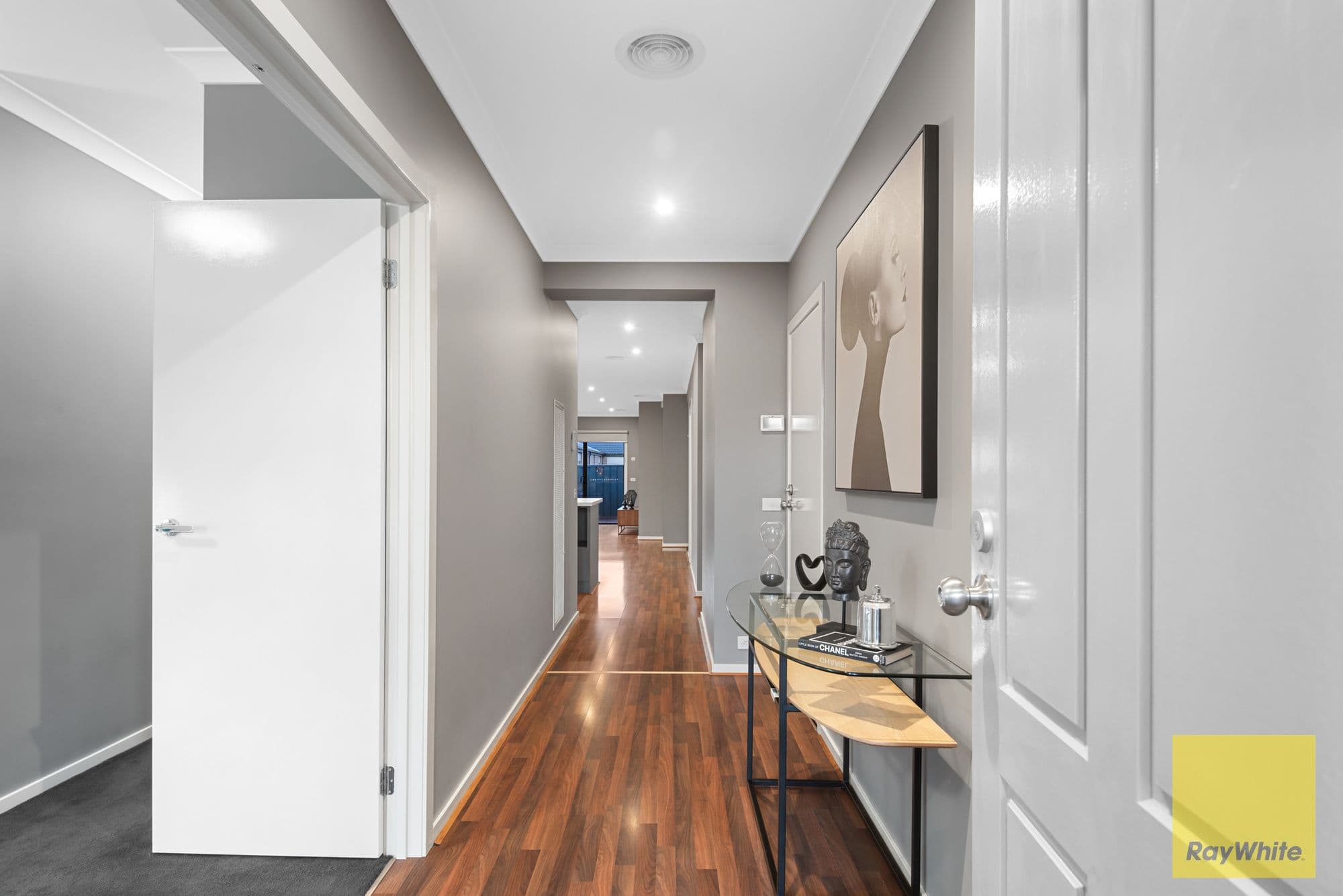 7 Zambezi Street, Tarneit VIC 3029, Tarneit - Thumbnail 2