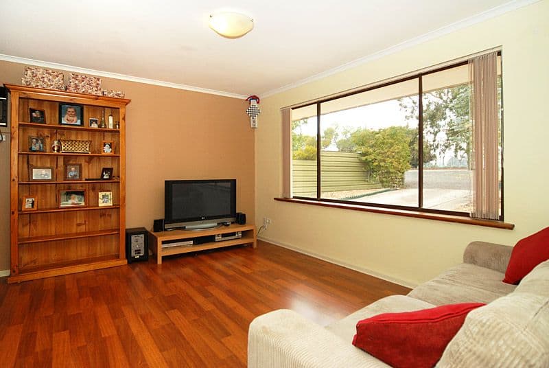 61 Black Road, FLAGSTAFF HILL SA 5159, Flagstaff Hill - Thumbnail 2