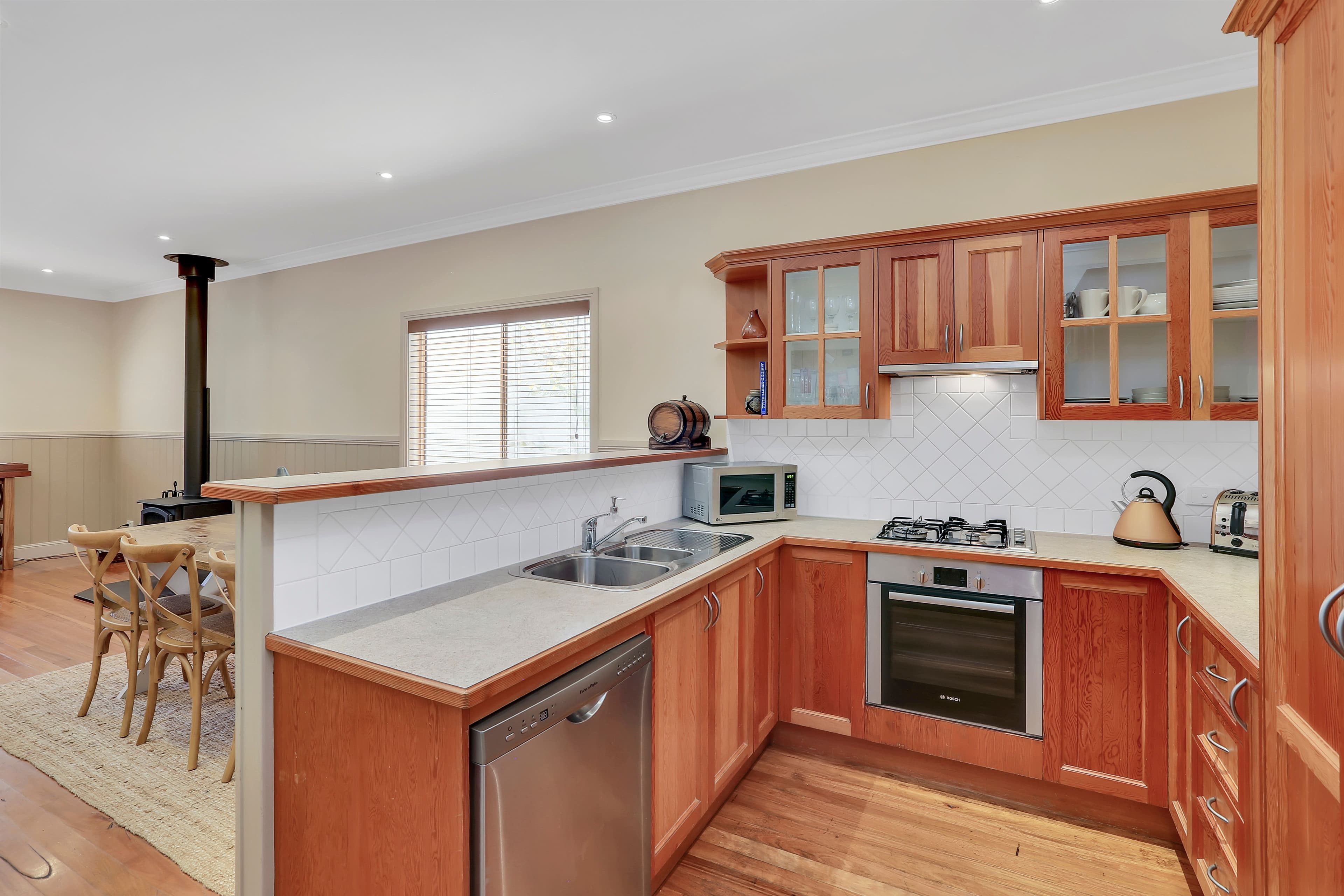 230 Hat Hill Road, Blackheath - Thumbnail 4
