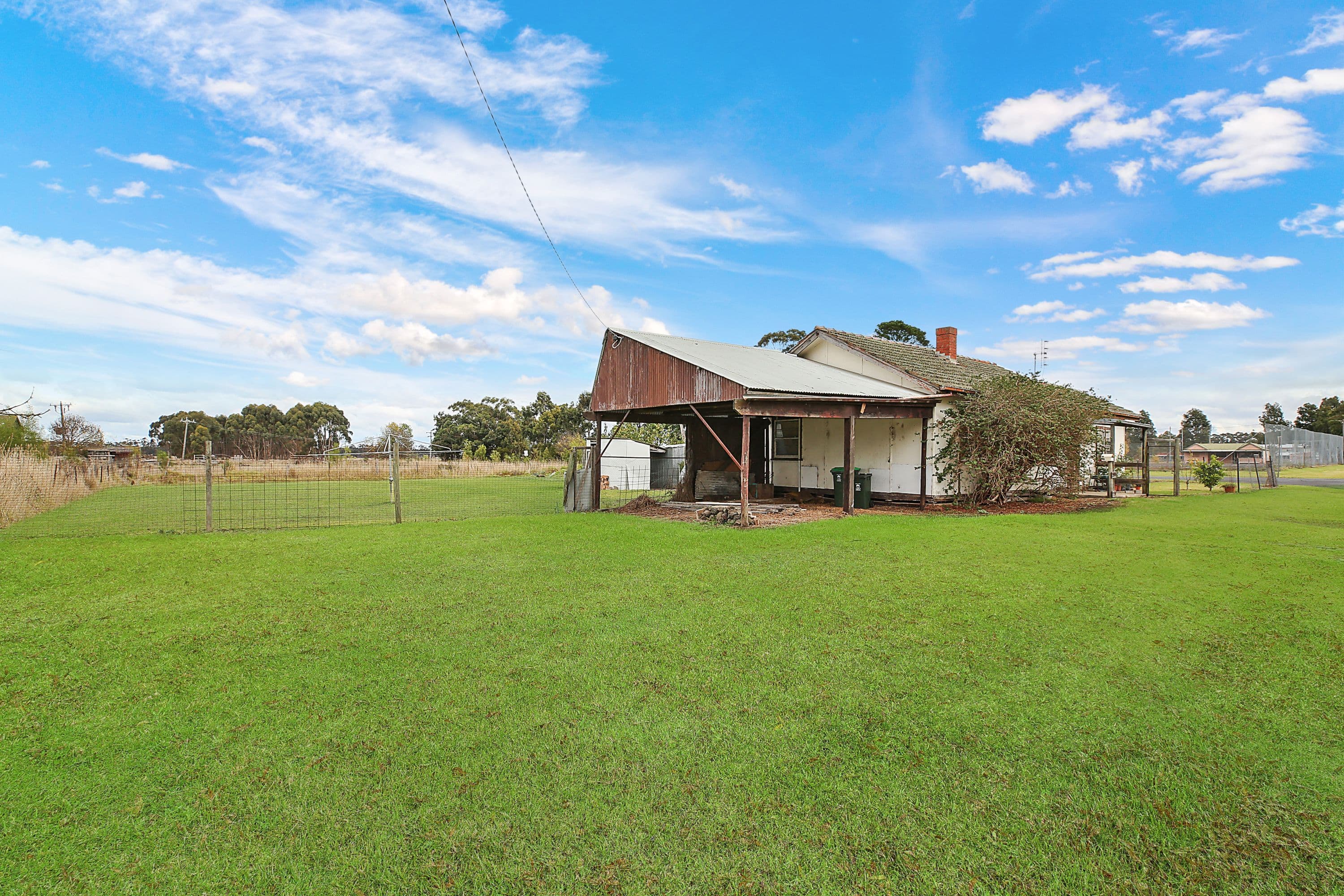 37 Seymour Street, Lismore VIC 3324, Lismore - Image 1