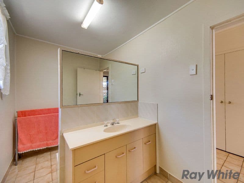 25 Narellan Street, ARANA HILLS QLD 4054, Arana Hills - Thumbnail 8