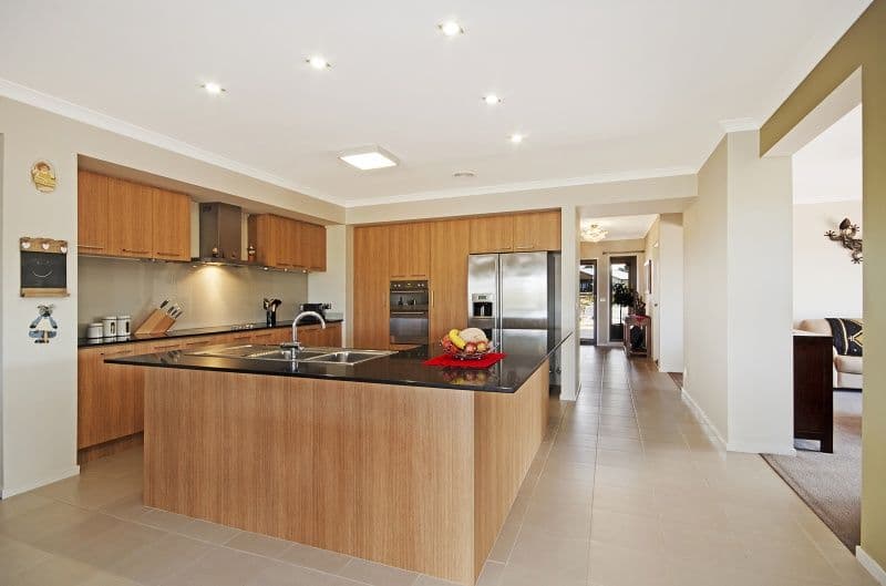 24 Warwick Way, Bannockburn VIC 3331, Bannockburn - Thumbnail 3