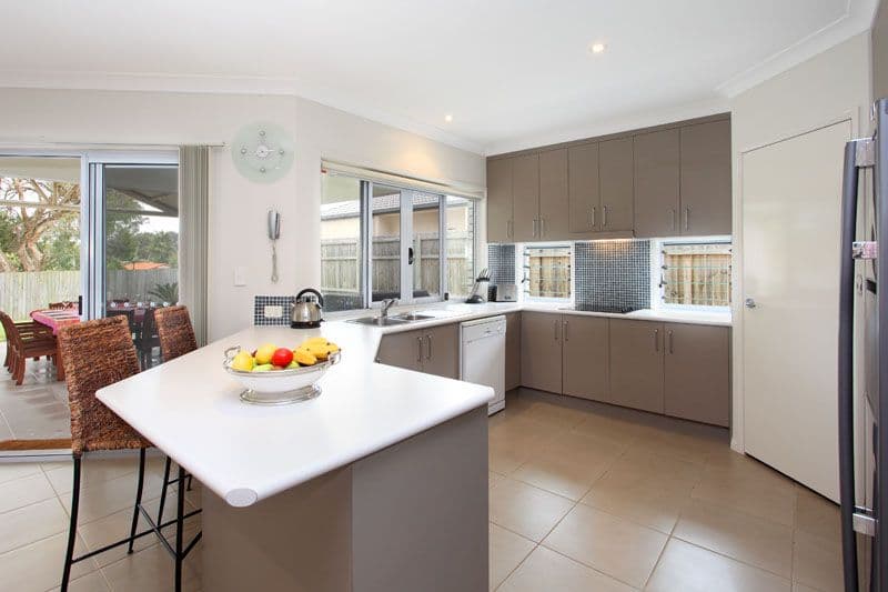 31 Schonrock Street, WELLINGTON POINT QLD 4160, Wellington Point - Thumbnail 4