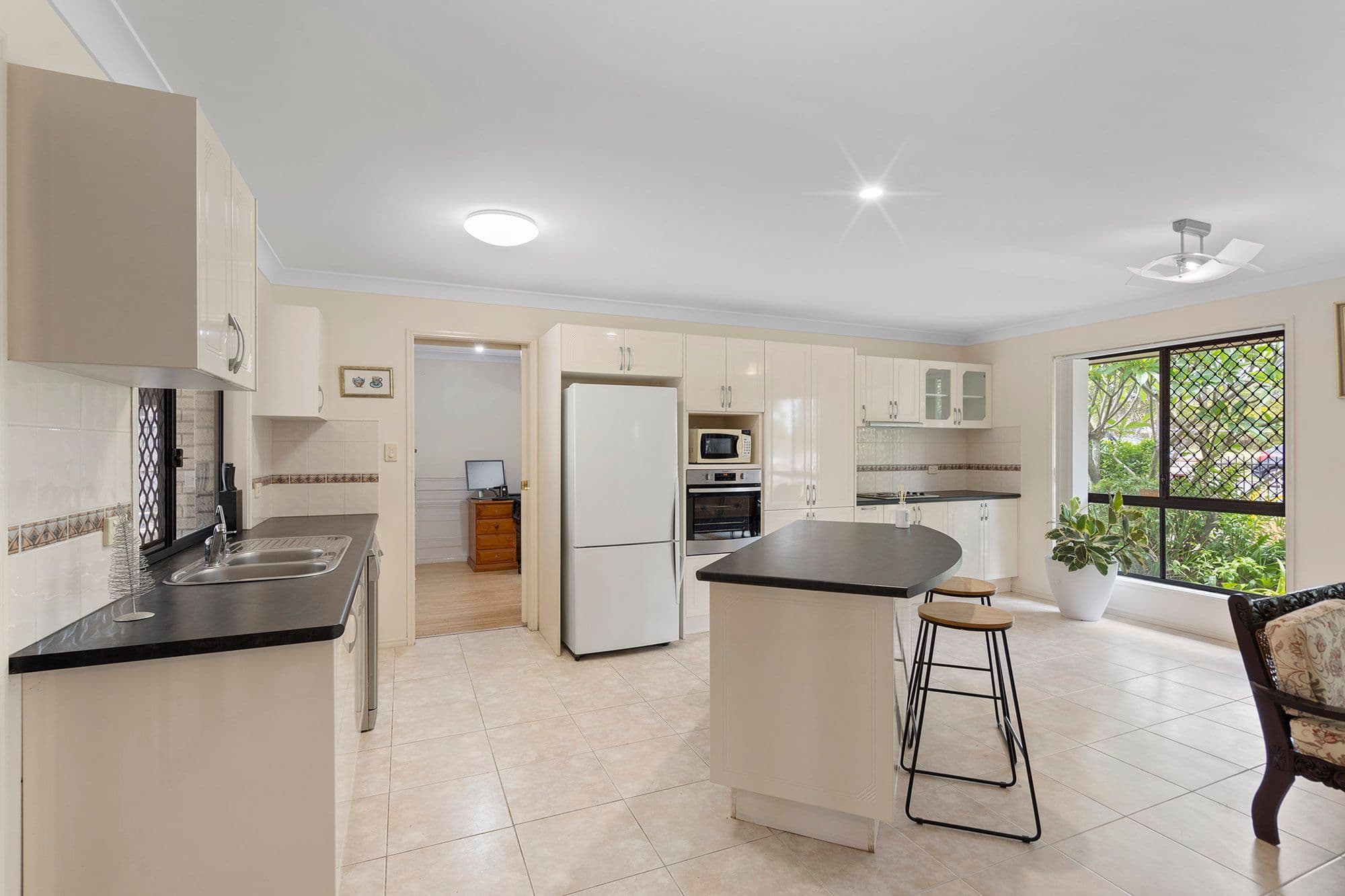8 Lexham Street, Waterford West QLD 4133, Waterford West - Thumbnail 5