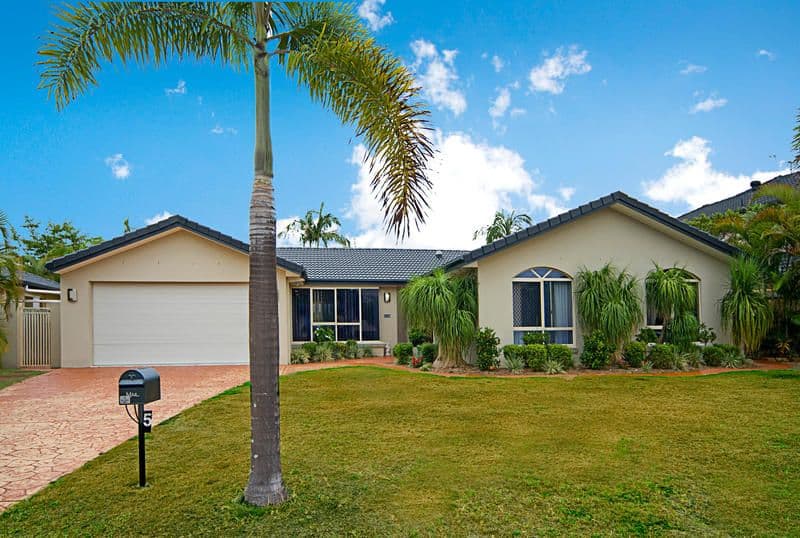 5 Saltbreeze Court, RUNAWAY BAY QLD 4216, Runaway Bay - Thumbnail 2