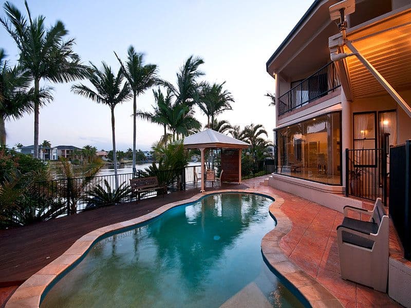 19 Andros Court, CLEAR ISLAND WATERS QLD 4226, Clear Island Waters - Thumbnail 4