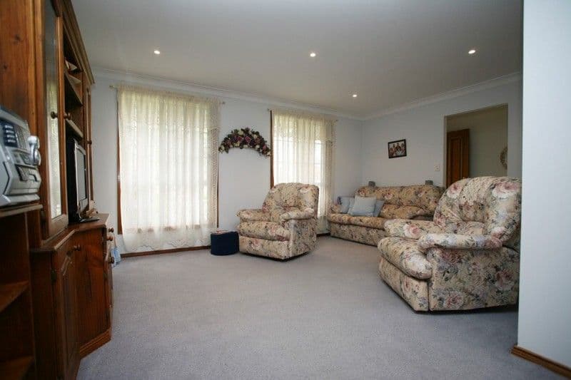 59 Harwood Circuit, GLENMORE PARK NSW 2745, Glenmore Park - Thumbnail 4