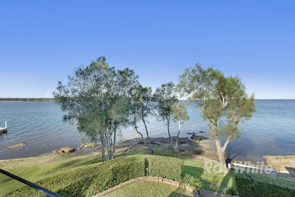 8 Ambrose Street, Carey Bay - Thumbnail 3