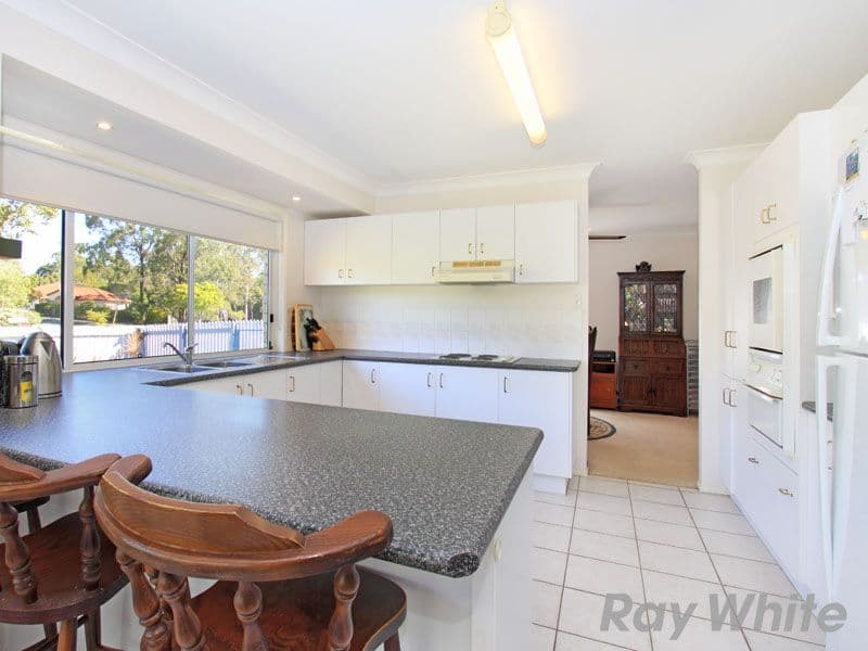 79 Saturn Crescent, BRIDGEMAN DOWNS QLD 4035, Bridgeman Downs - Thumbnail 4